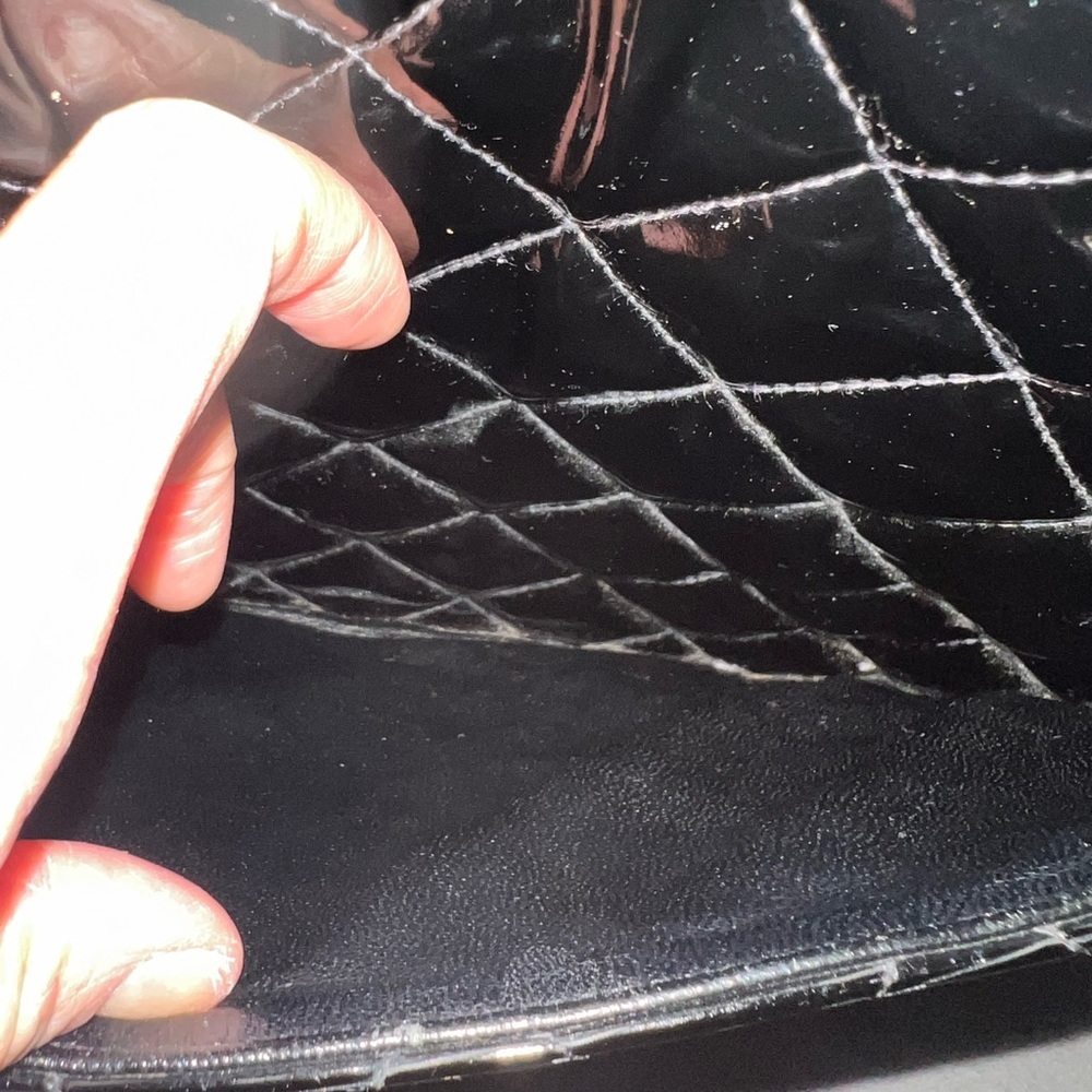 Reserved -Chanel Medallion Tote Patent Black - Picture 10 of 15